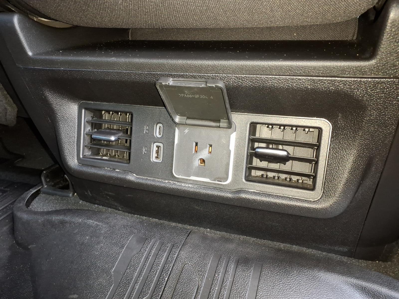 GMCSierra 2500HD24