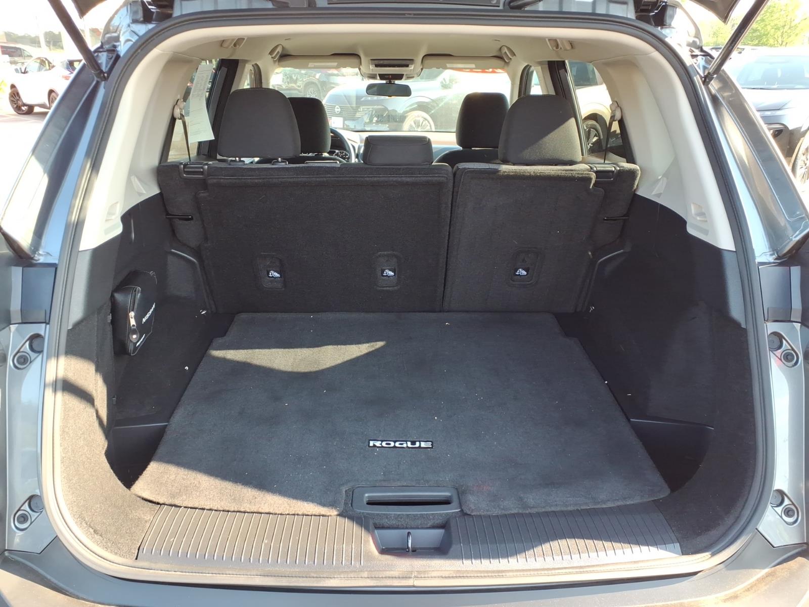 NissanRogue24