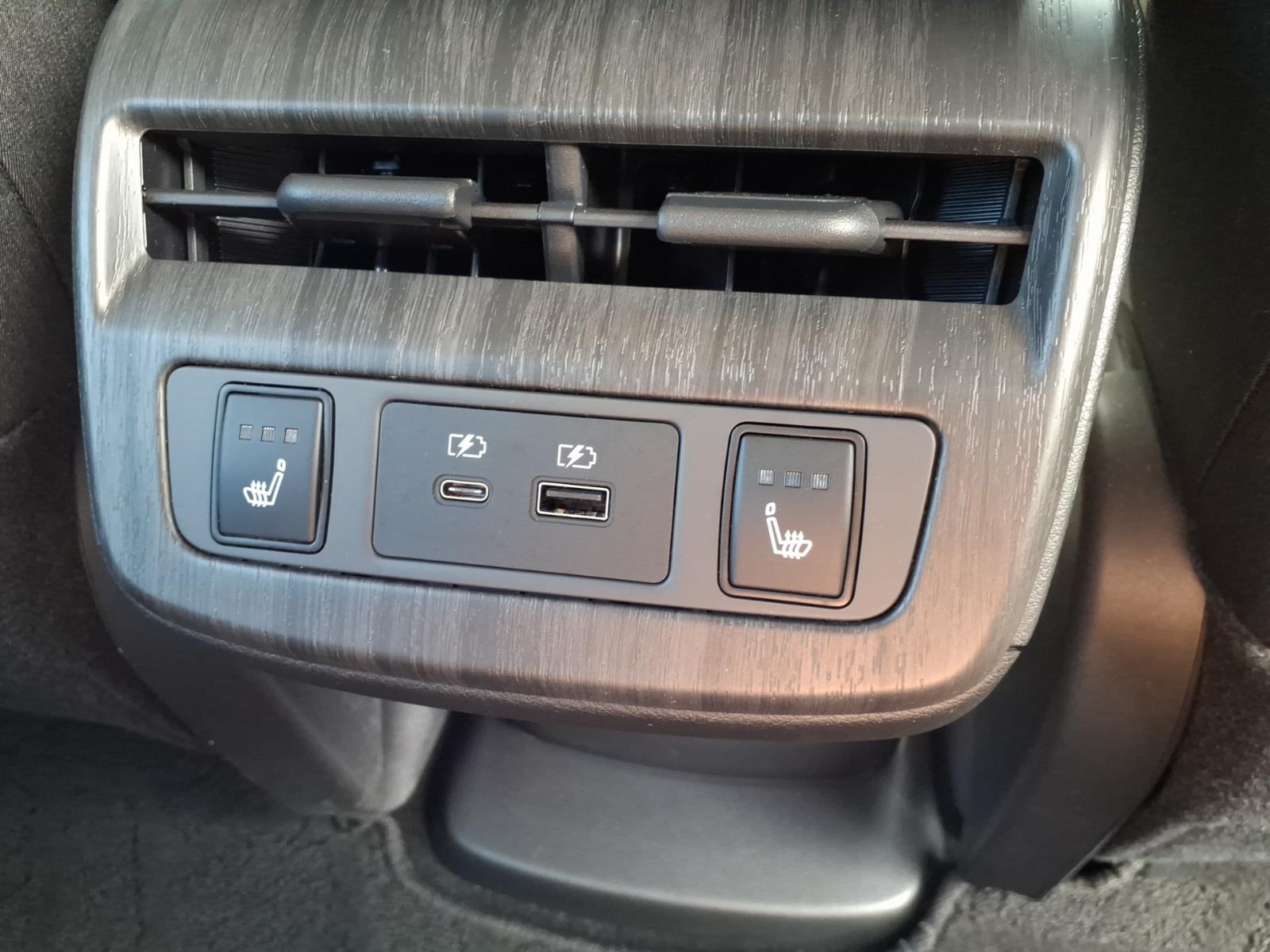 NissanAriya24