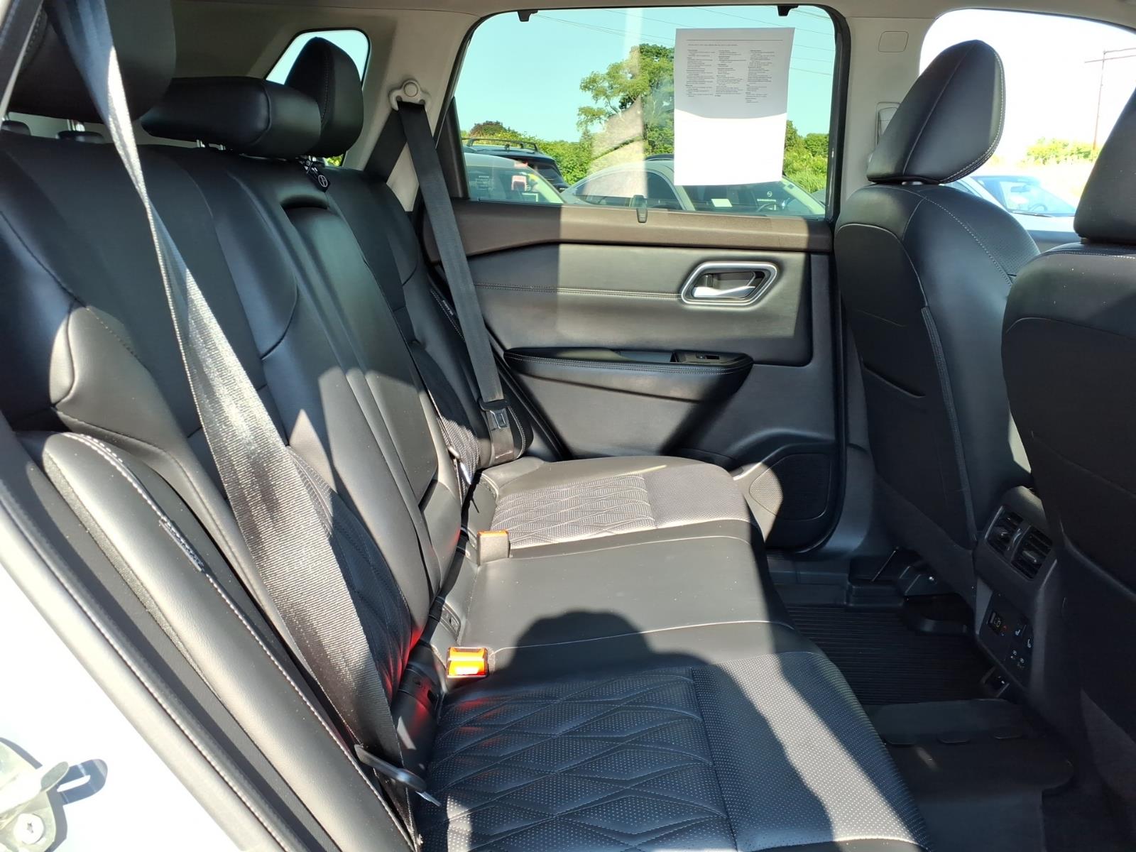 NissanRogue24