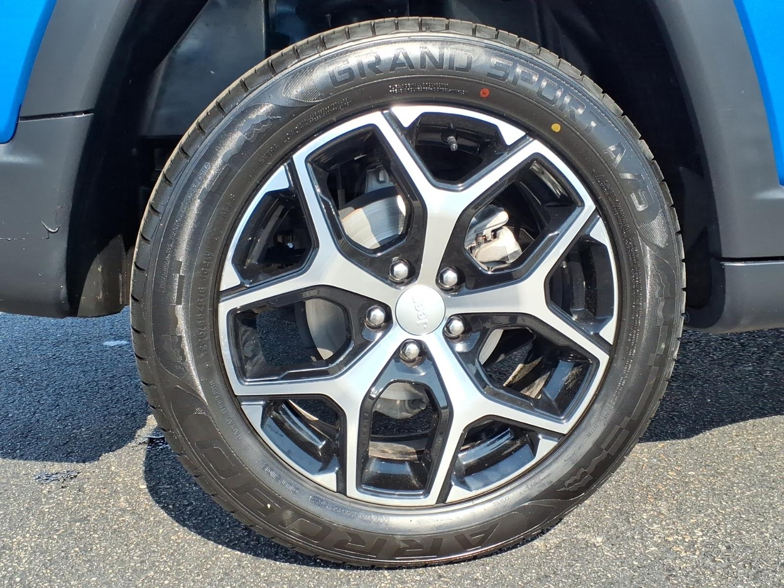 JeepCompass25