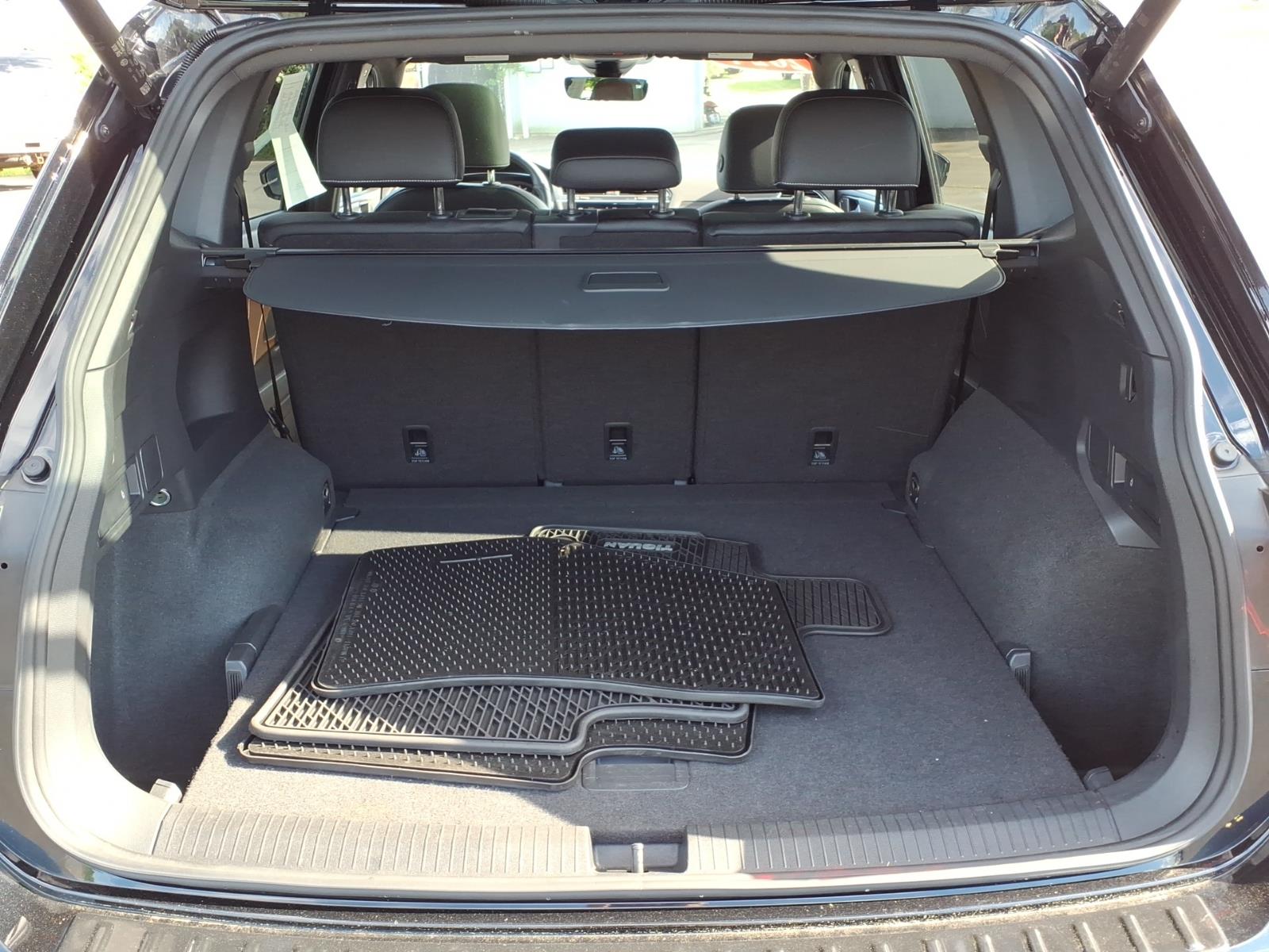 VolkswagenTiguan25