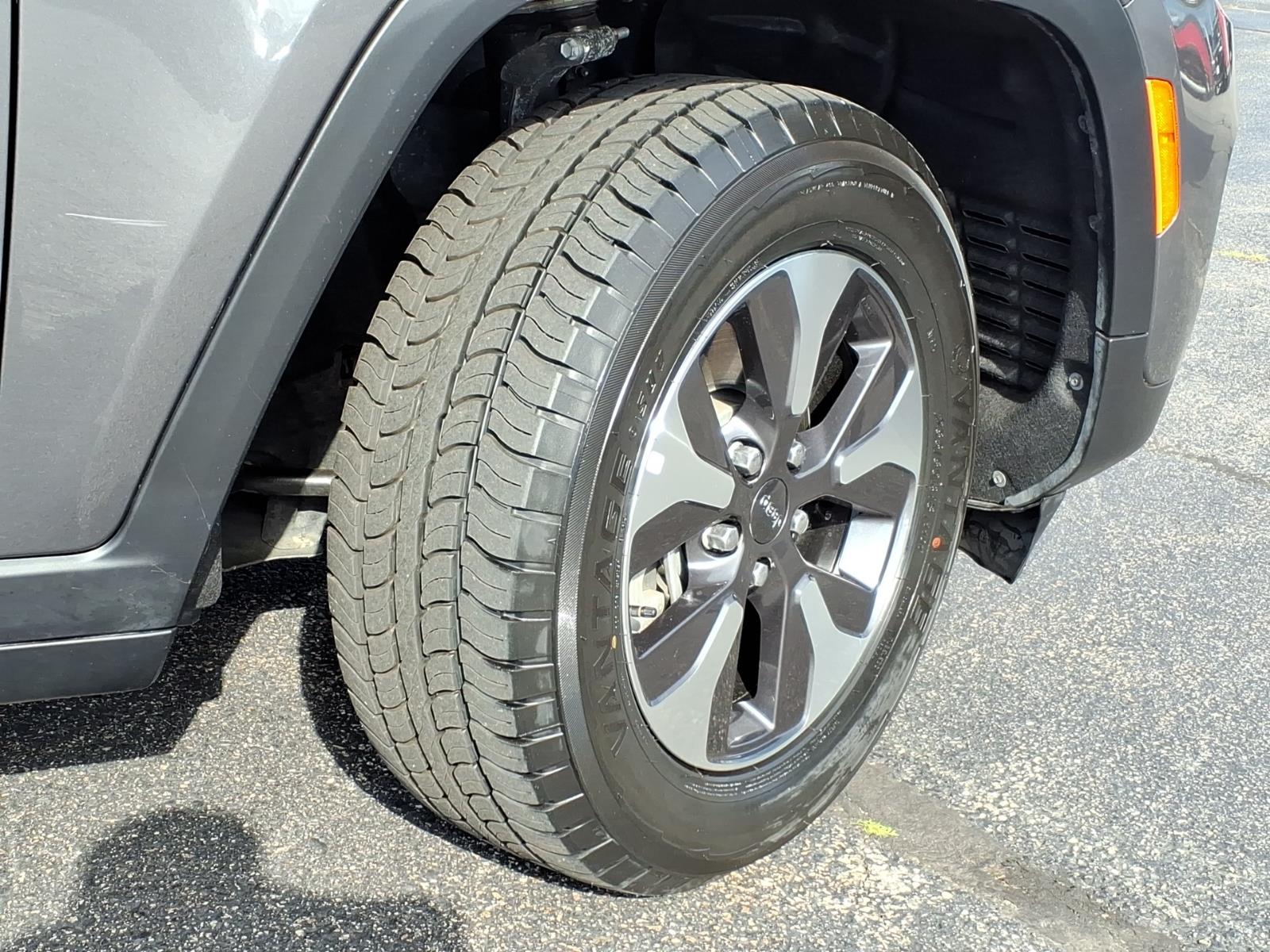 JeepGrand Cherokee26