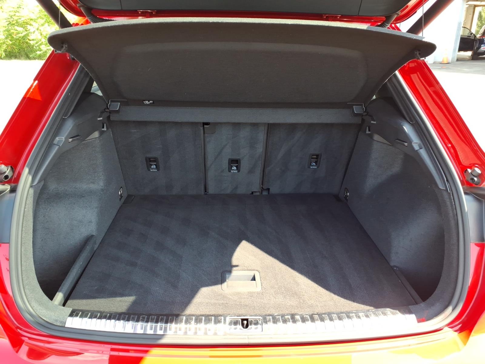 AudiQ326