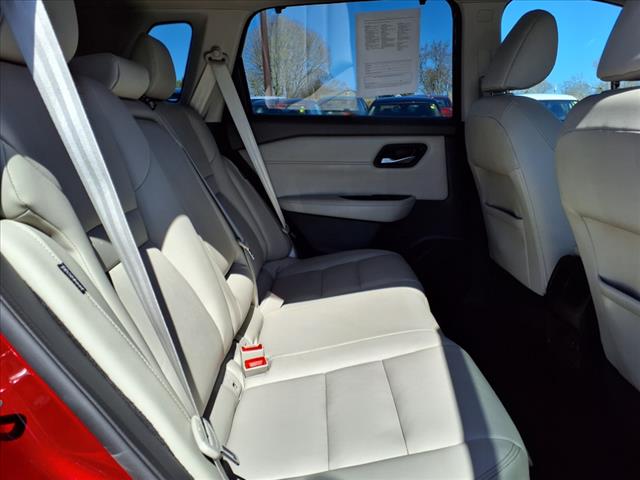 2022 Nissan Rogue SL