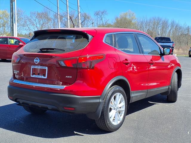 2017 Nissan Rogue Sport S
