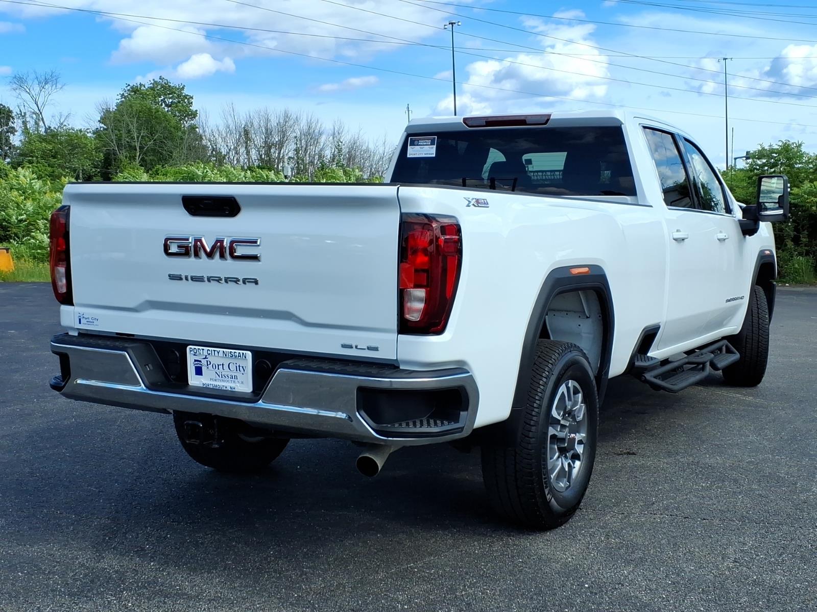 GMCSierra 2500HD28