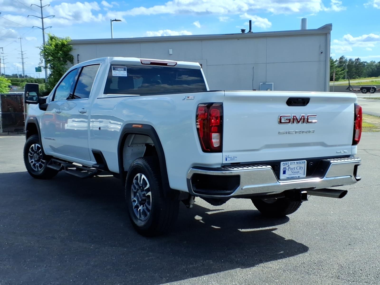 GMCSierra 2500HD29