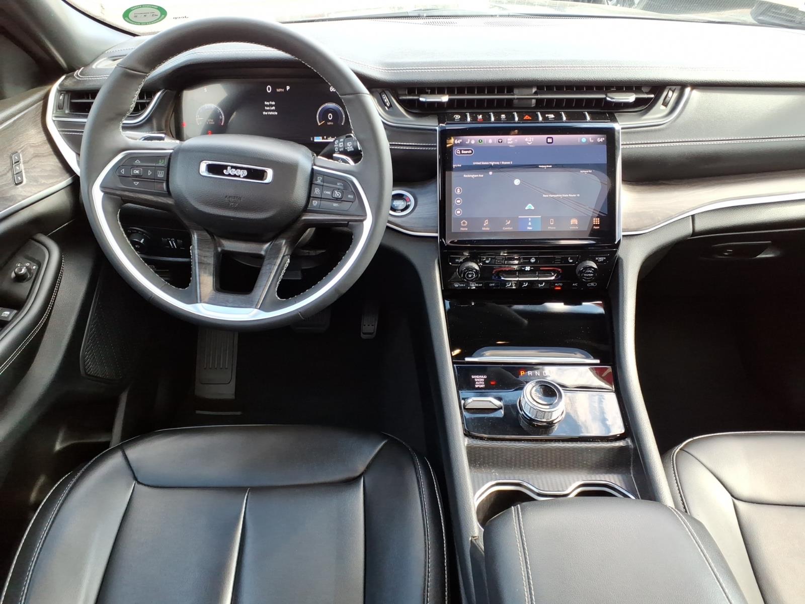 JeepGrand Cherokee2