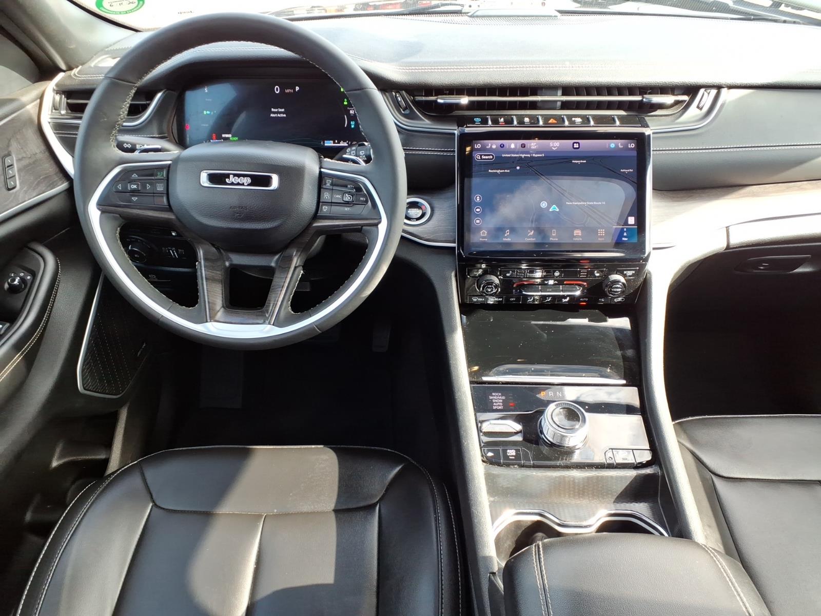 JeepGrand Cherokee2