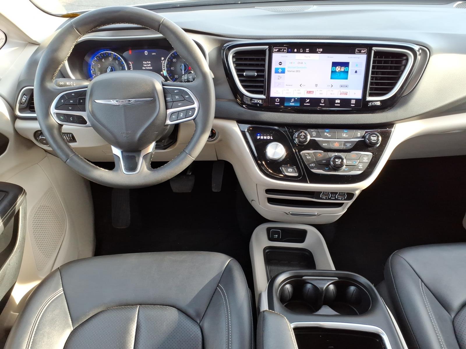 ChryslerPacifica2