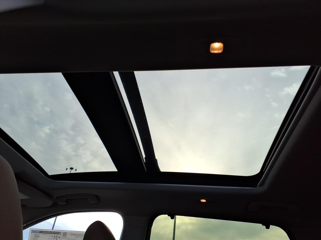 NissanRogue2