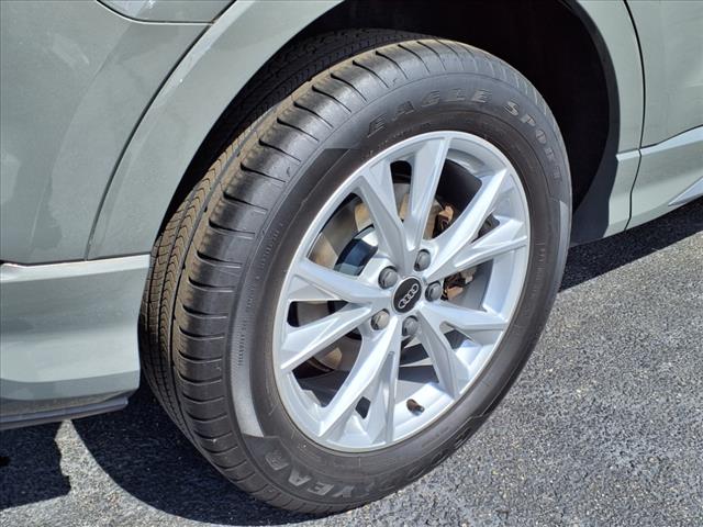2022 Audi Q3 quattro S line Premium 45 TFSI