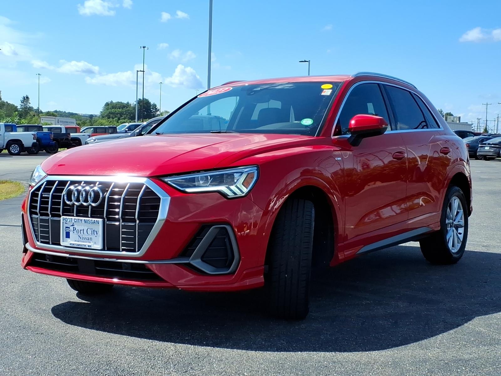 AudiQ330