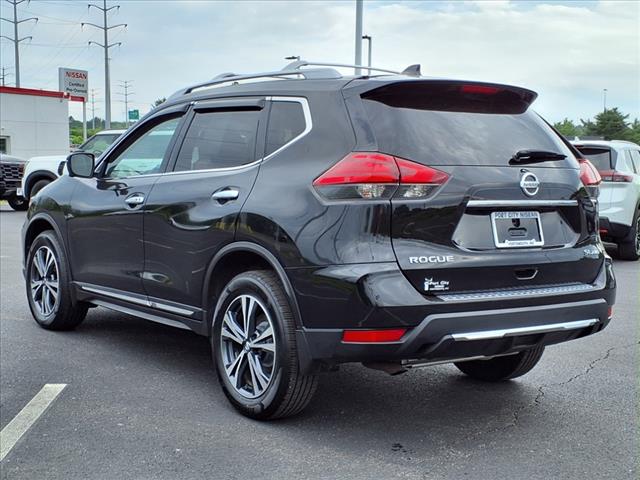 2017 Nissan Rogue SL