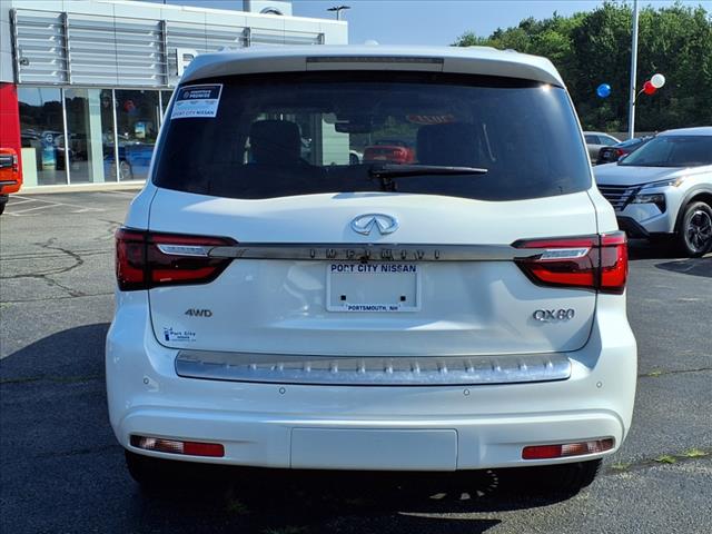 2021 INFINITI QX80 Premium Select