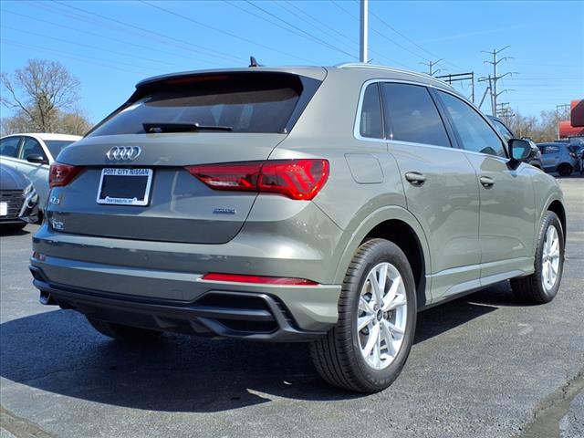 2022 Audi Q3 quattro S line Premium 45 TFSI