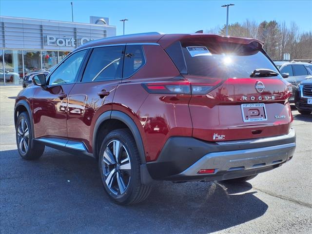 2022 Nissan Rogue SL
