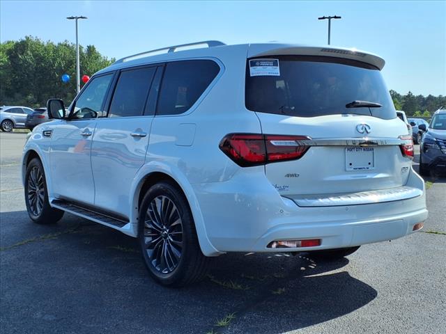 2021 INFINITI QX80 Premium Select