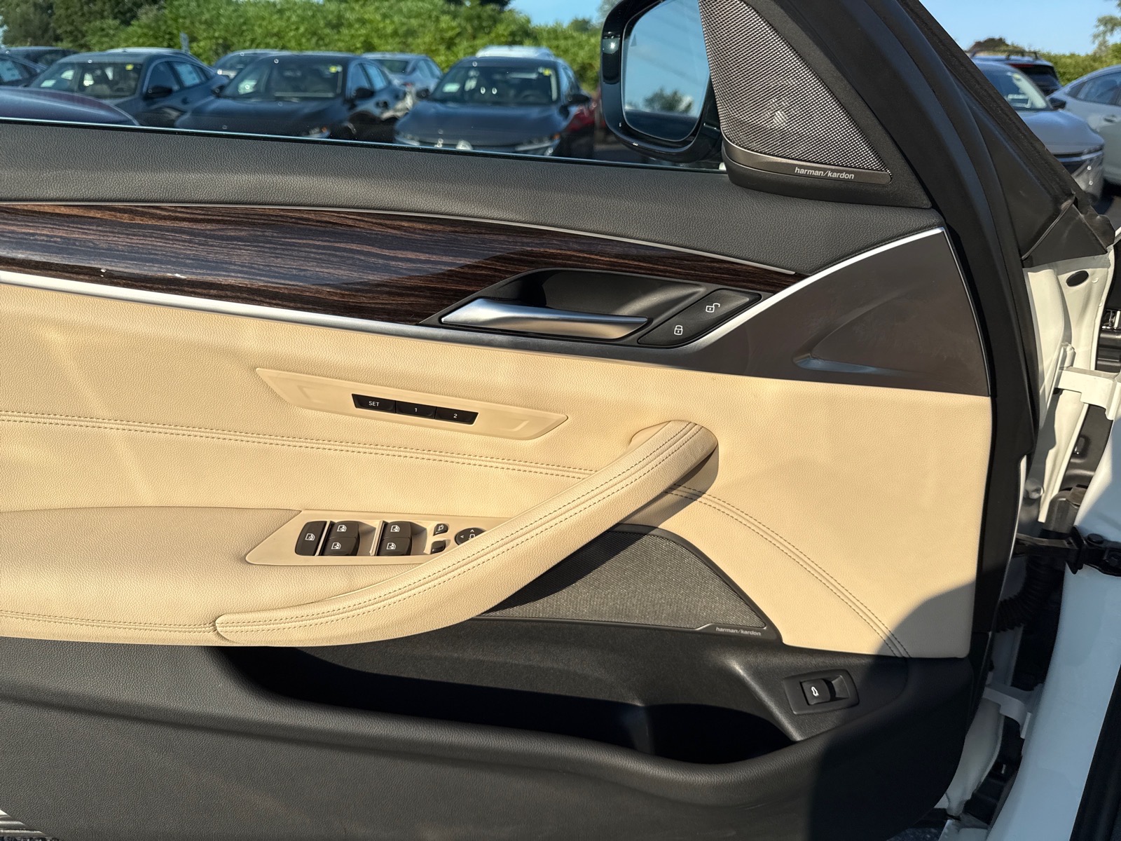 BMW5 Series3