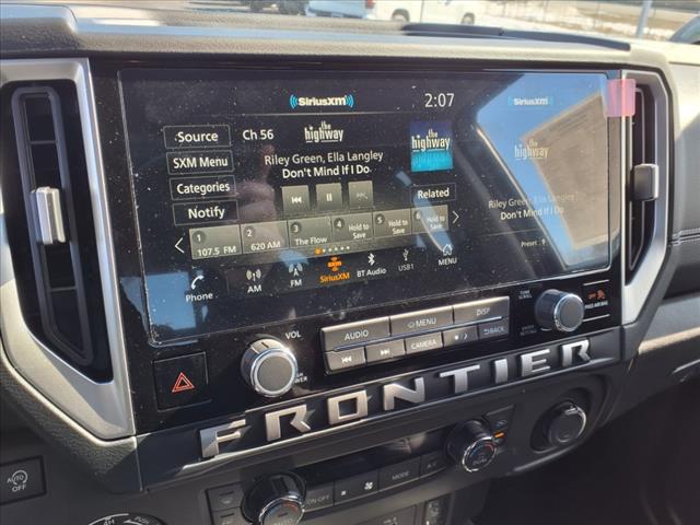 2025 Nissan Frontier SV