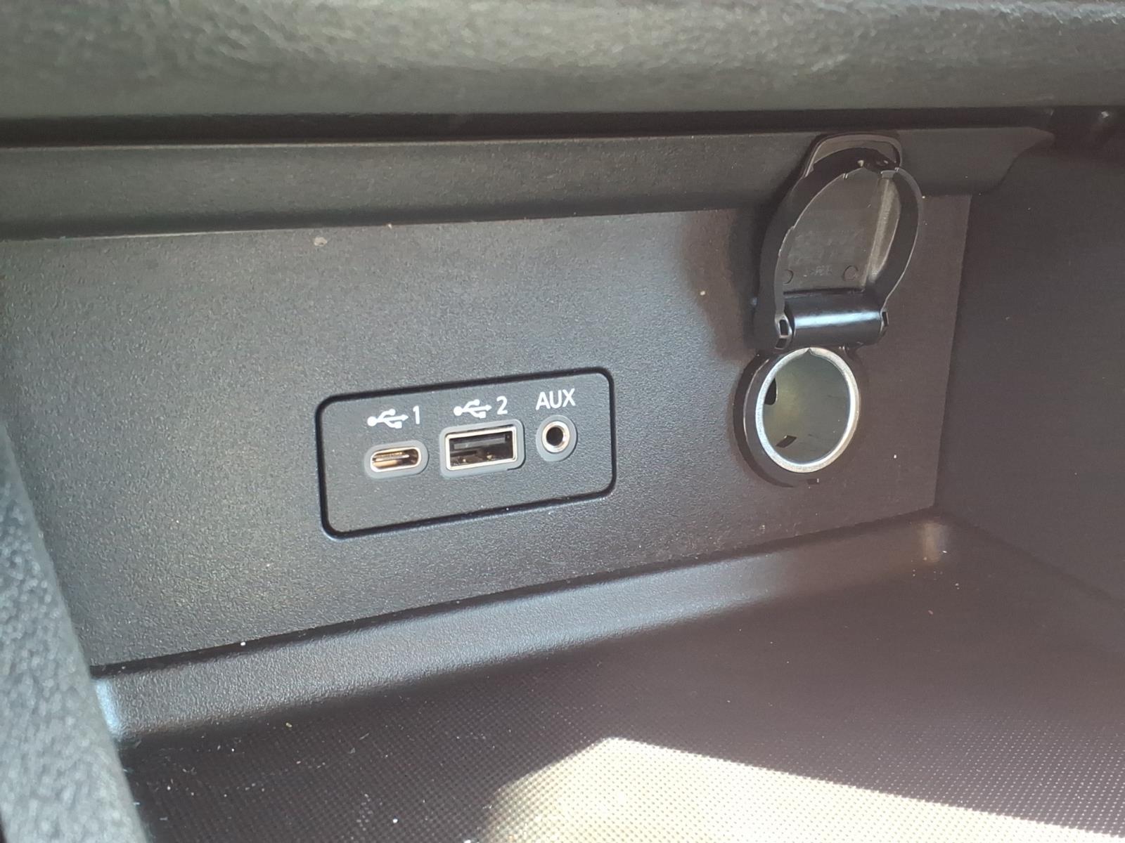 NissanSentra5