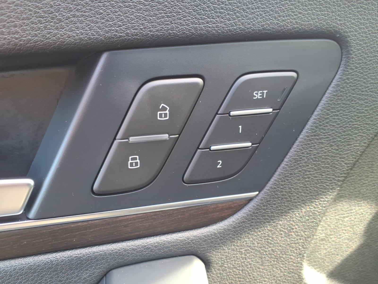AudiQ5 Sportback5