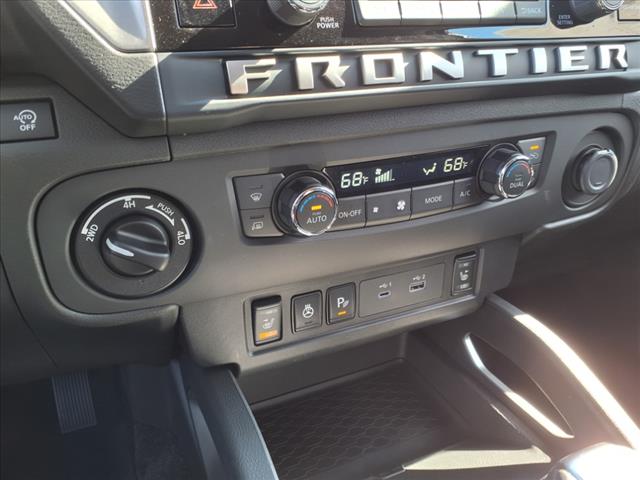 2025 Nissan Frontier SV