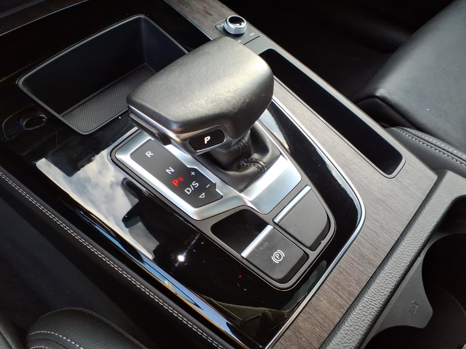 AudiQ5 Sportback6