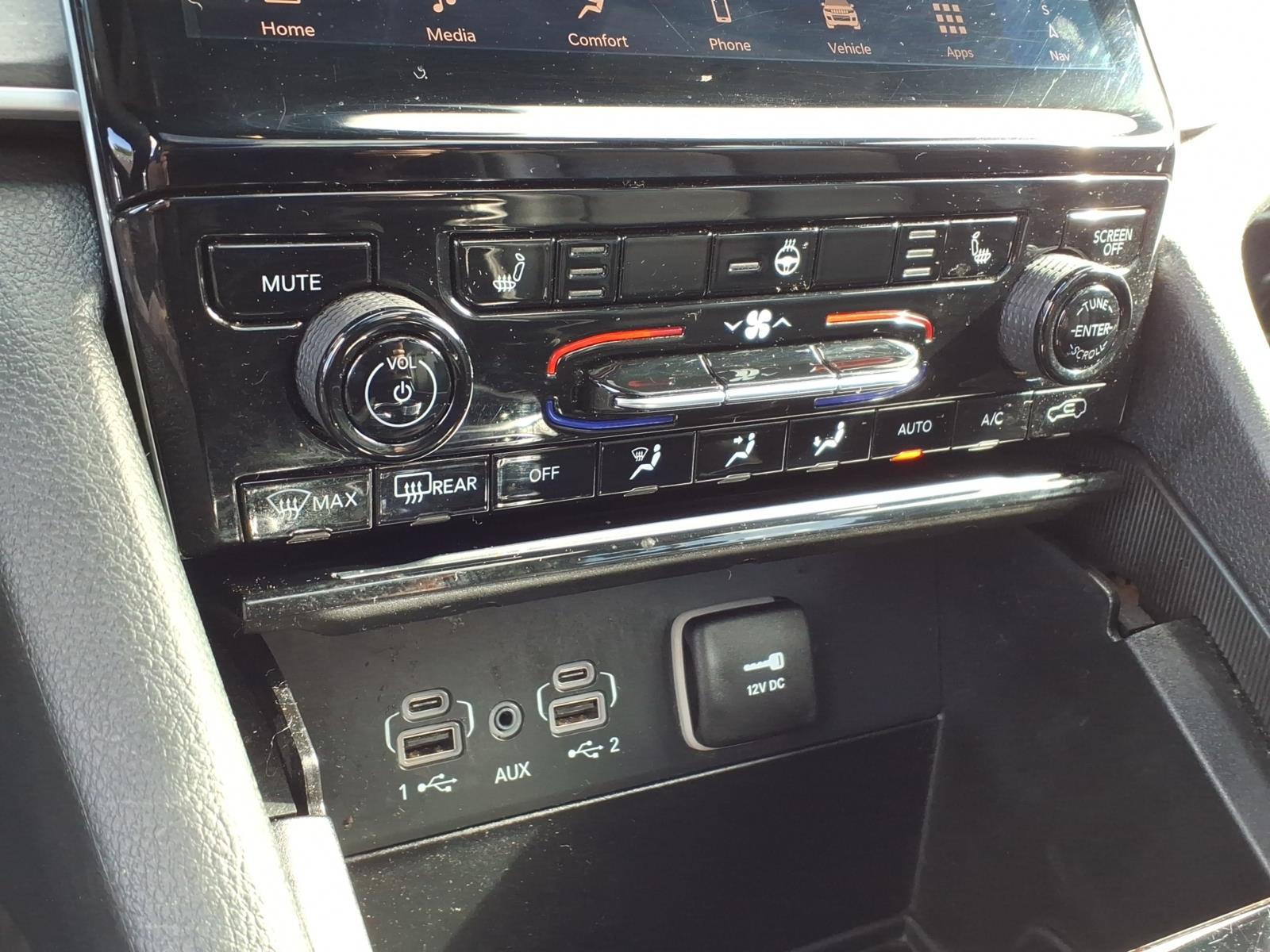 JeepGrand Cherokee8