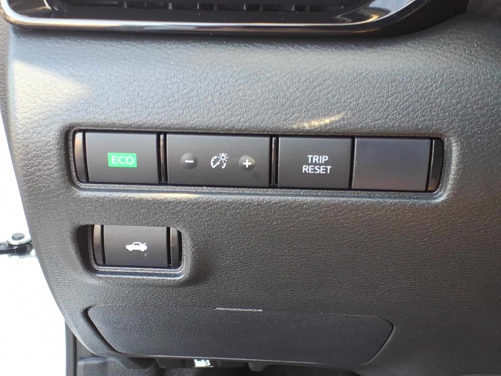 NissanSentra9