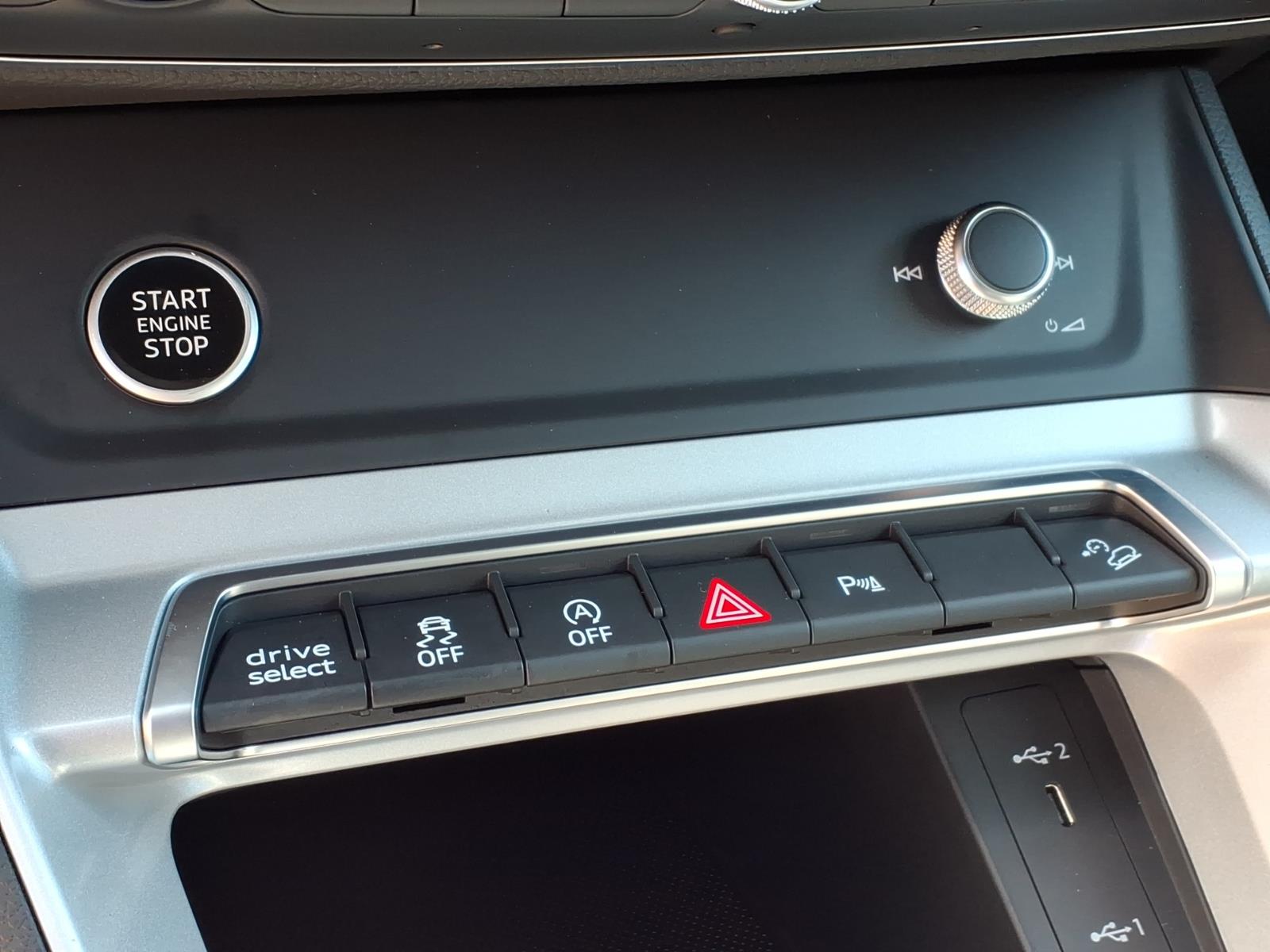 AudiQ39
