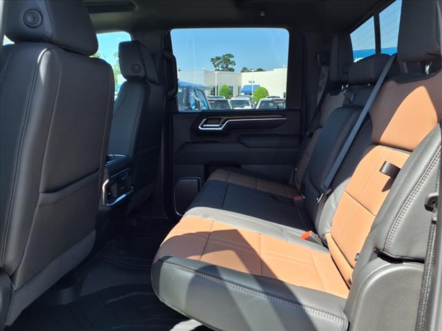 2025 Chevrolet Silverado 3500HD High Country