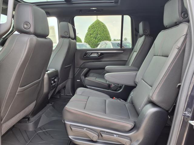 2025 Chevrolet Suburban RST