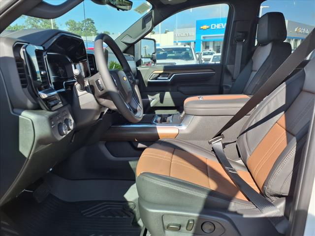 2025 Chevrolet Silverado 3500HD High Country