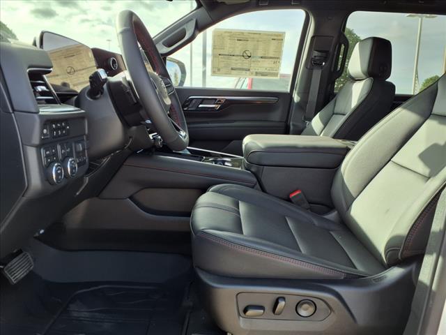 2025 Chevrolet Suburban RST
