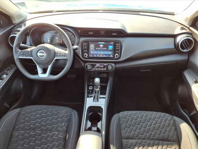 2022 Nissan Kicks SV