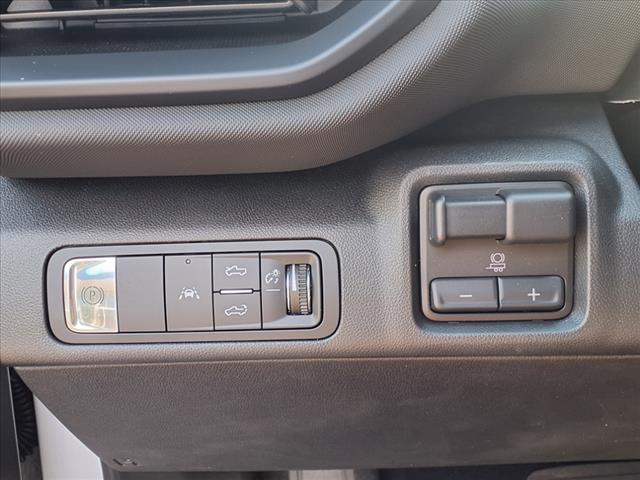 2025 Chevrolet Silverado EV LT