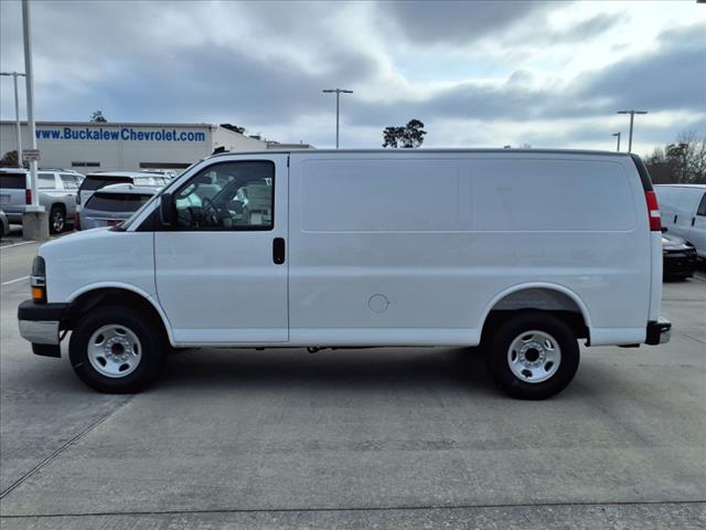 2025 Chevrolet Express 2500