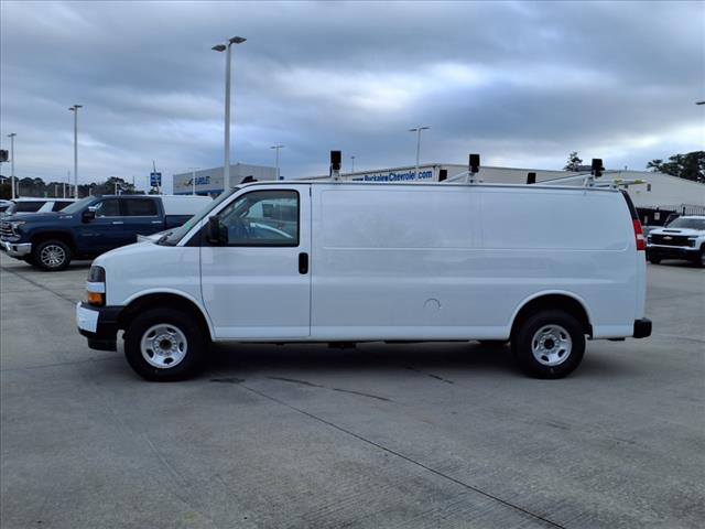 2024 Chevrolet Express 2500