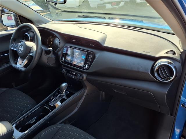 2022 Nissan Kicks SV