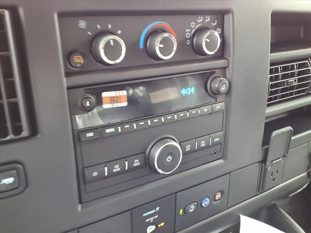 2025 Chevrolet Express 2500