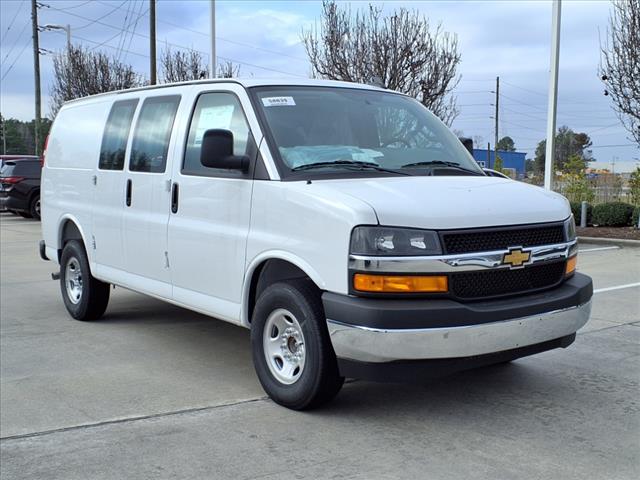 2025 Chevrolet Express 2500