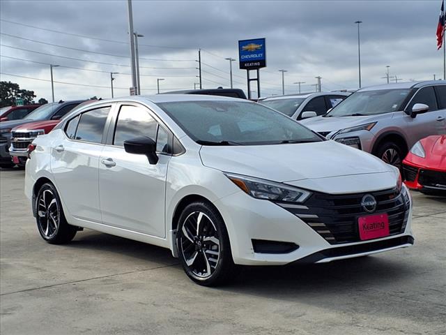 2024 Nissan Versa SR