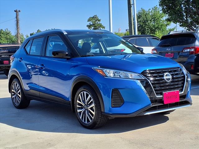 2022 Nissan Kicks SV