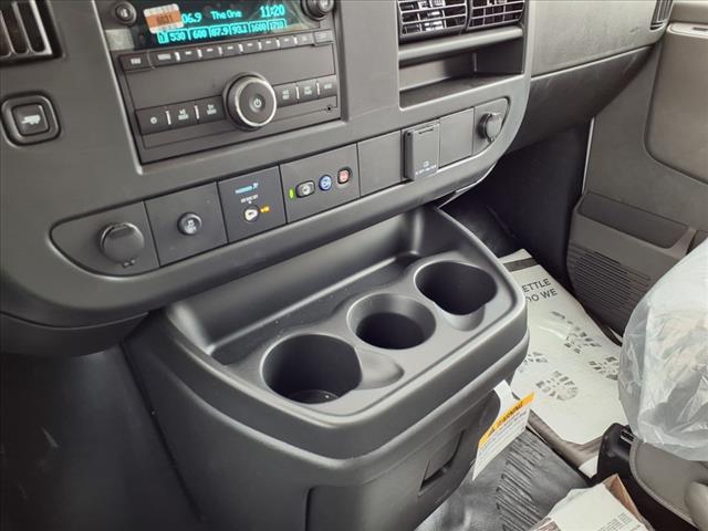 2025 Chevrolet Express 2500