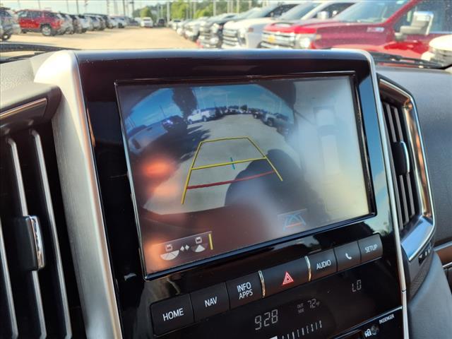 2017 Toyota Land Cruiser Base