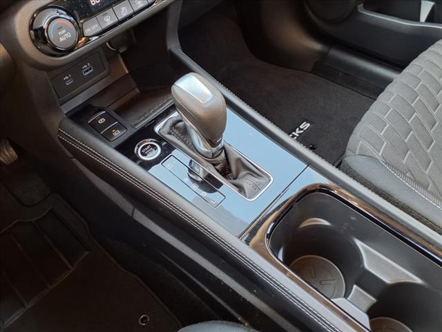 2022 Nissan Kicks SV