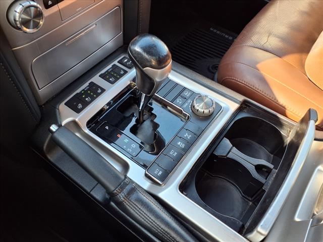 2017 Toyota Land Cruiser Base