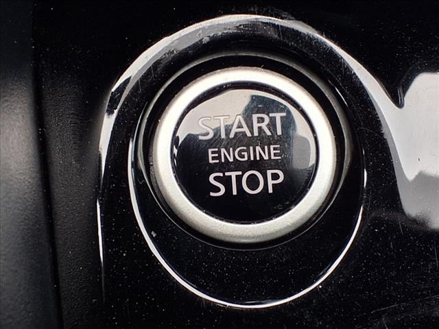 2024 Nissan Versa SR